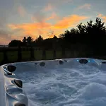 Wodne Widoki - Letniskowy Z Jacuzzi Hébergement de vacances Dziwnówek