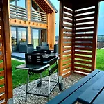 Hébergement de vacances Wodne Widoki - Letniskowy Z Jacuzzi *