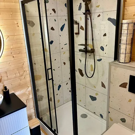 Wodne Widoki - Letniskowy Z Jacuzzi Feriehus