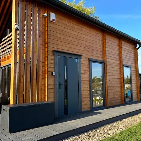 Holiday home Wodne Widoki - Letniskowy Z Jacuzzi *
